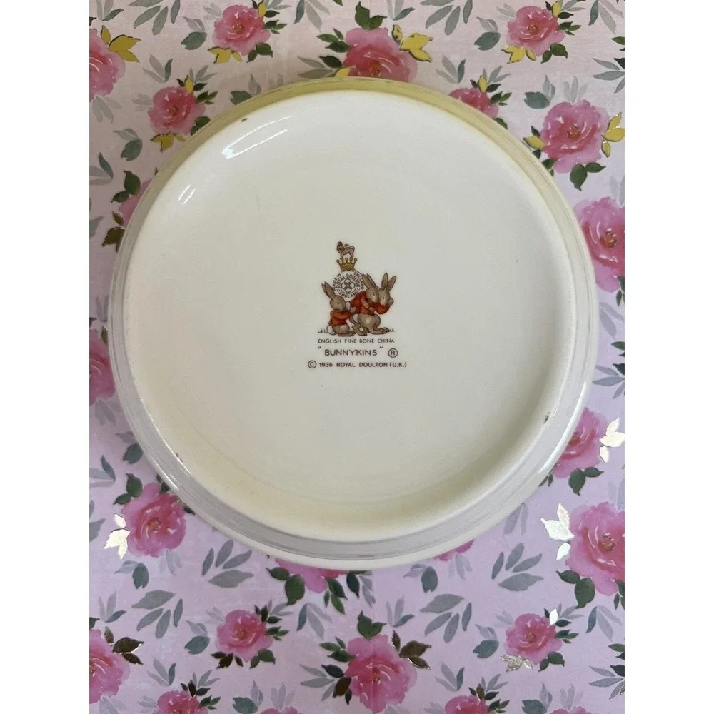 Royal Doulton Bunnykins Fine‎ Bone China Bowl & Mug Set ,1936 Garden Piano Scene